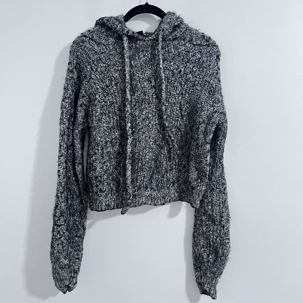 Urban Outfitter Storm Cloud Knit Hooded Sweater Size XS Gray Eyelash Chunky Top
